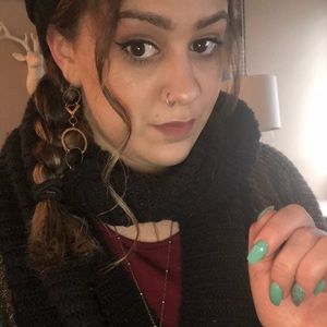 Meet your Posher, Amberlynn